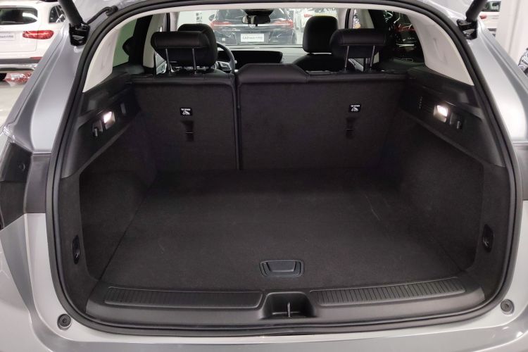 别克 昂科威 2025款 25T 进享白金版机舱底盘23