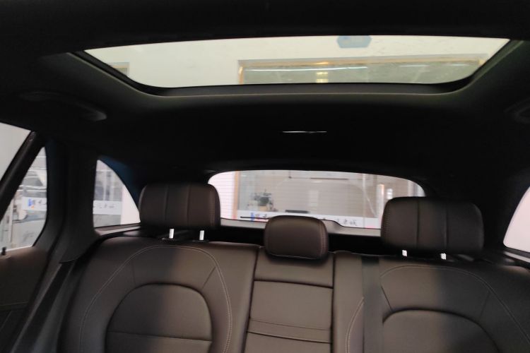 奔驰GLC 2018款 GLC 260 4MATIC 豪华型中控内饰22