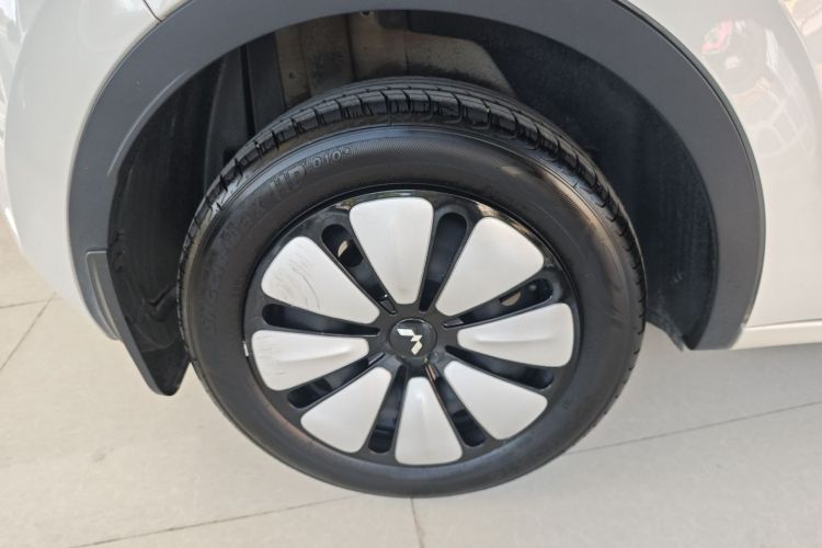 五菱汽车 五菱缤果 2023款 333km 快享款车身外观6008