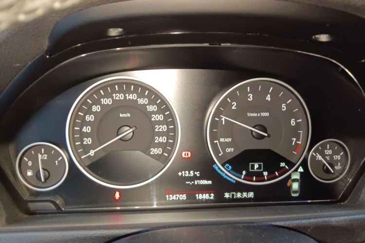 宝马3系 2018款 320Li 时尚型中控内饰14