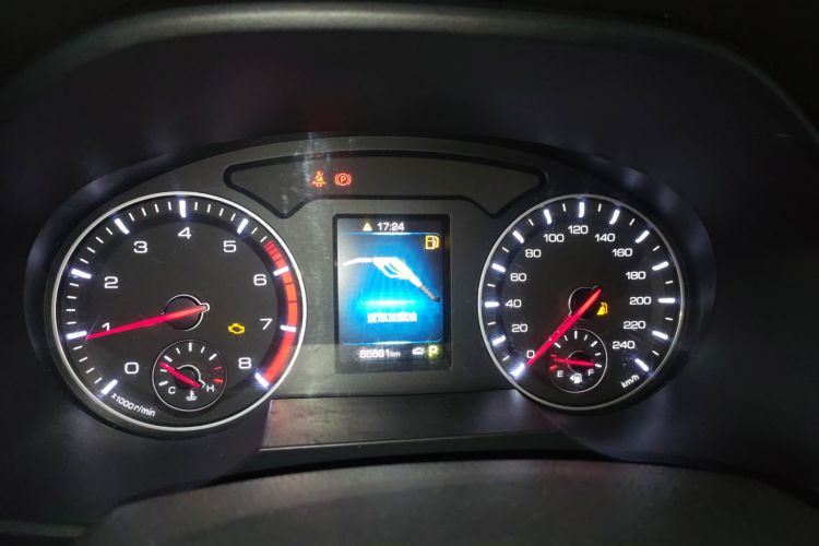 哈弗H6 2019款 运动版 1.5T 自动两驱精英型 国VI中控内饰14