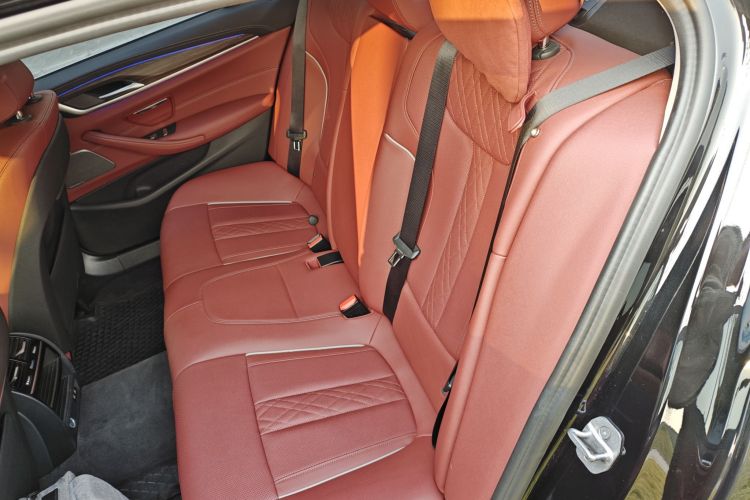 宝马5系 2023款 530Li 领先型 豪华套装中控内饰21