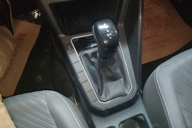 大众 朗逸 2025款 新锐 1.5L 出众新逸版中控内饰18