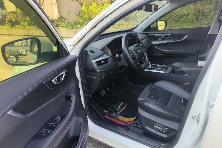 奇瑞 瑞虎8 2019款 1.6TGDI 自动精英型中控内饰20