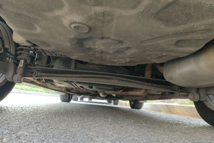 吉利汽车 帝豪 2016款 三厢 1.5L CVT豪华型局部细节9001