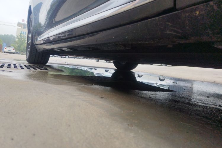 鸿蒙智行 智界R7 2024款 纯电 736km UItra局部细节9001