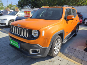 Jeep 自由侠 2018款 互联大屏版 180T 自动高能版