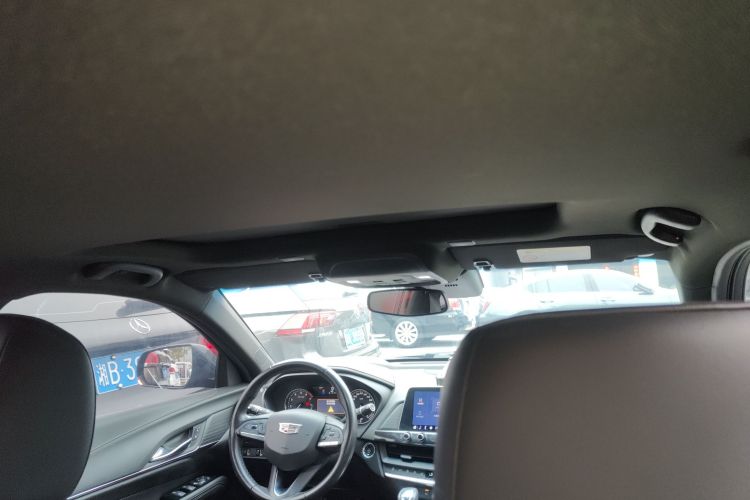 凯迪拉克CT4 2021款 28T 风尚型中控内饰22