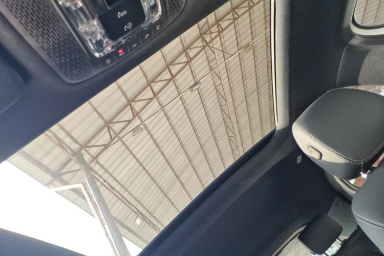 奔驰A级(进口) 2019款 A 200 动感型中控内饰22