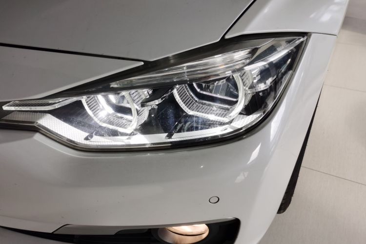 宝马3系 2018款 320Li 时尚型局部细节36