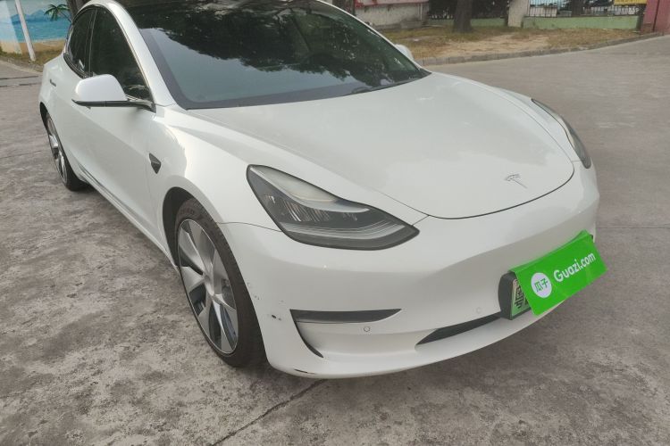 特斯拉 Model 3(进口) 2019款 Performance高性能全轮驱动版车身外观3