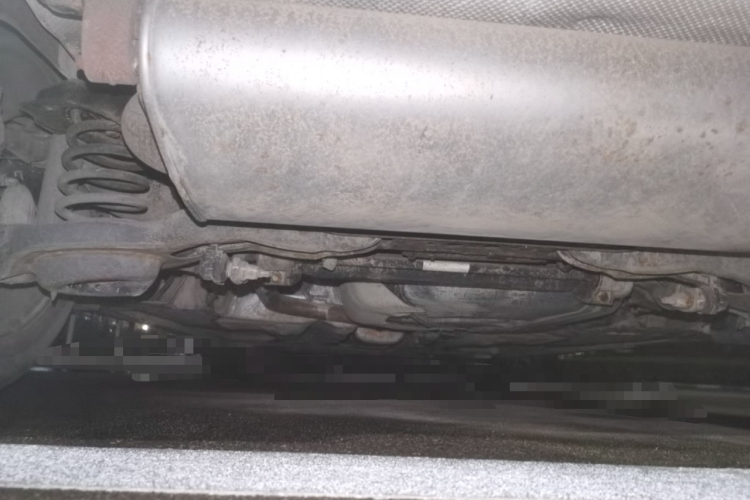 福特 福克斯 2015款 两厢 1.6L 自动舒适型局部细节9009