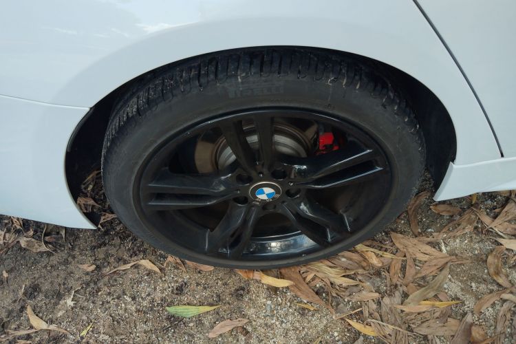 宝马3系 2017款 320i M运动型车身外观6003