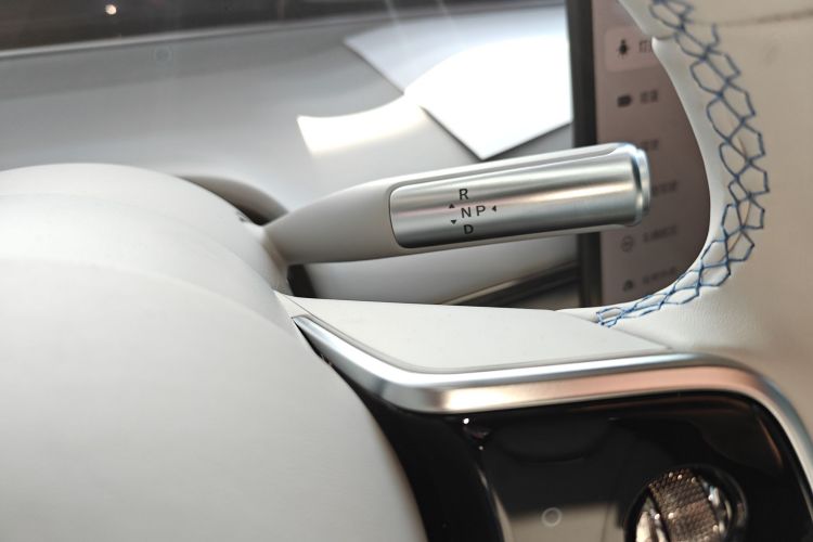 鸿蒙智行 智界S7 2025款 785km Ultra中控内饰18