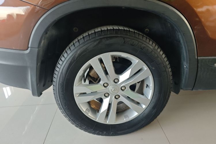 长安CS75 2017款 尚酷版 1.5T 自动锋享型车身外观6008