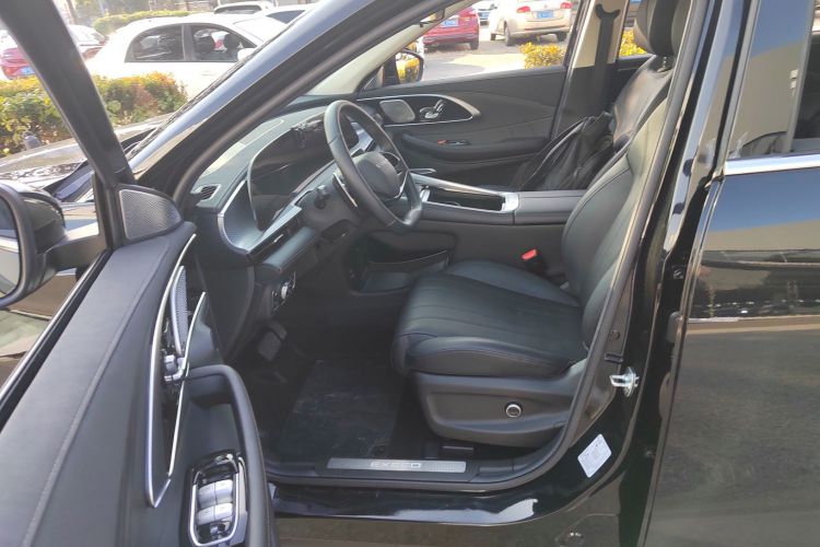 星途凌云 2025款 400T 四驱国际版中控内饰19