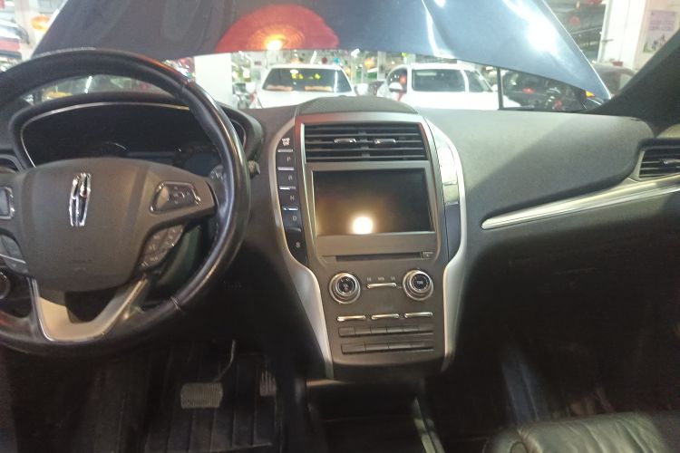 林肯MKC 2017款 2.0T 两驱尊享版局部细节16