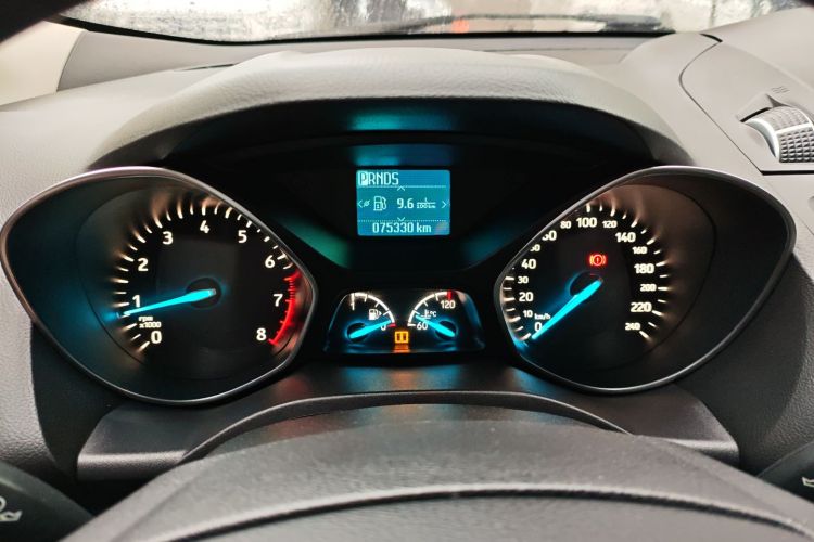 福特 翼虎 2017款 EcoBoost 180 两驱精翼型中控内饰14