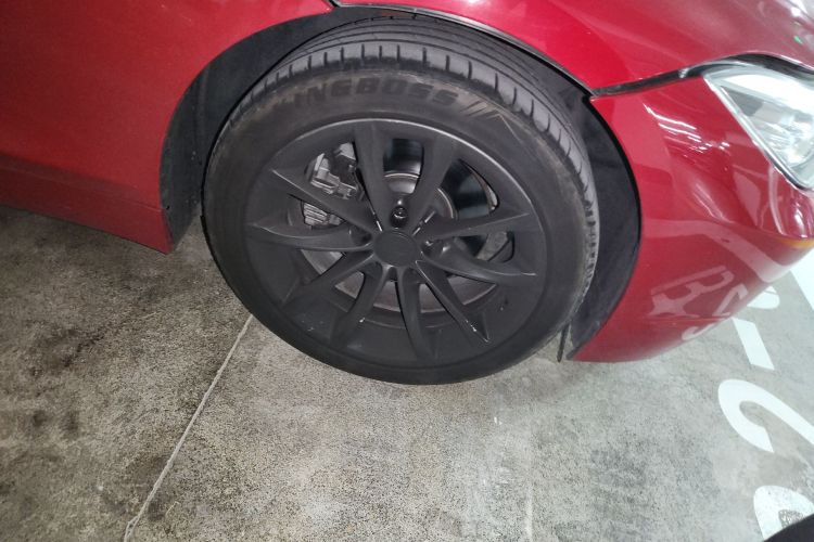 宝马Z4 2013款 sDrive20i领先型车身外观10