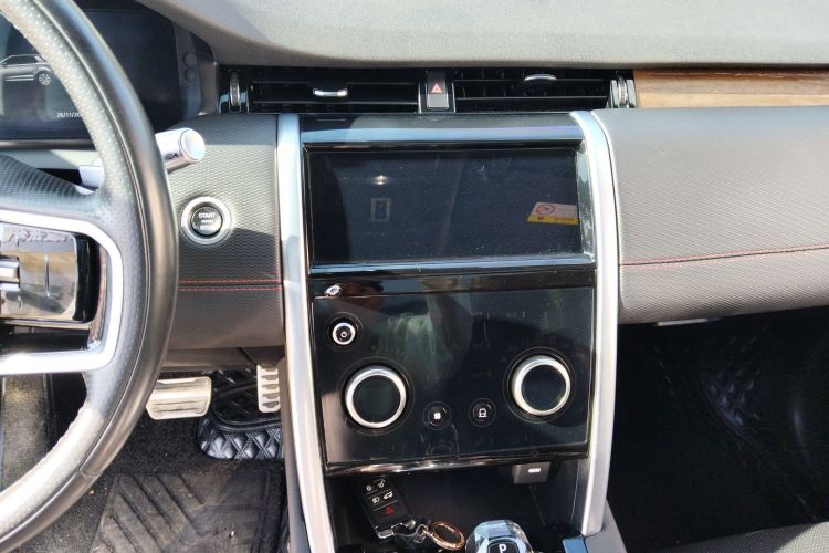 路虎 发现运动版 2022款 改款 249PS R-Dynamic S 性能版 5座中控内饰16