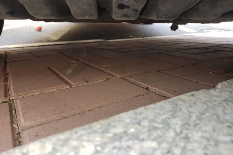 奔驰C级 2020款 改款 C 260 L 运动版局部细节9008