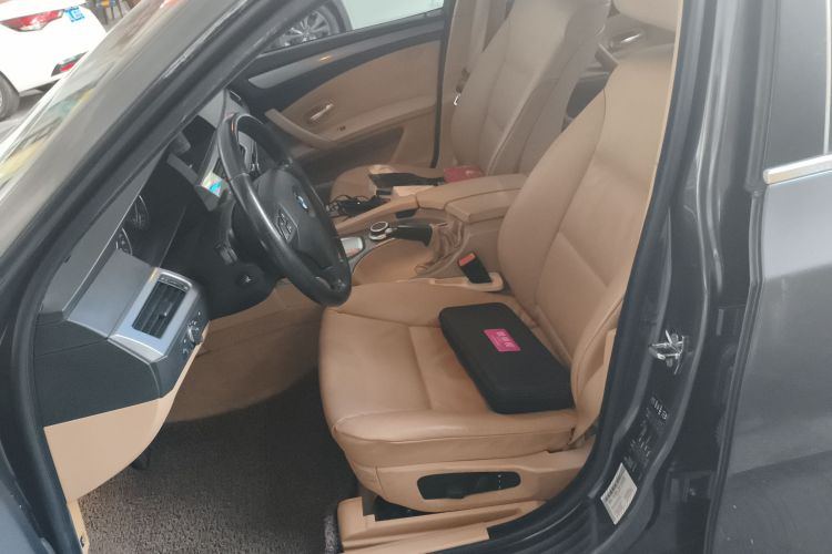 宝马5系 2007款 523Li 典雅型中控内饰19