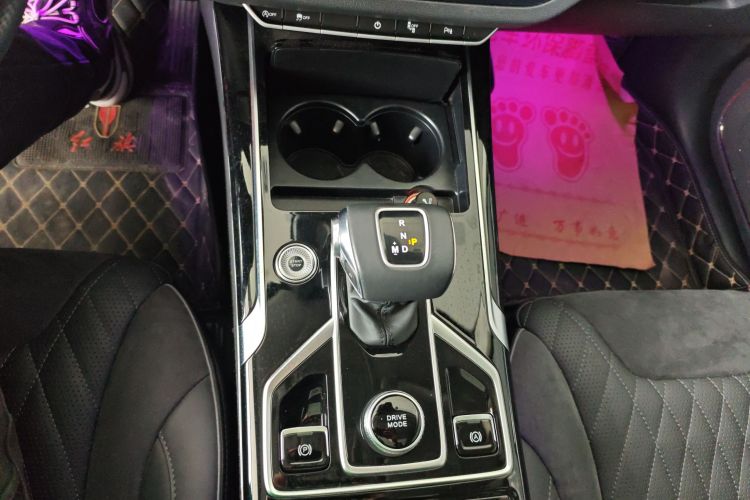 红旗HS5 2022款 改款 2.0T 智联旗享四驱版局部细节18