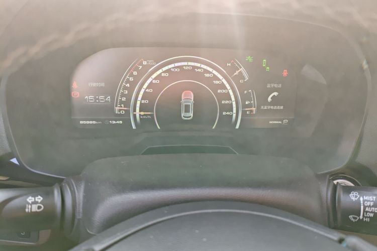 魏牌 VV7 2017款 2.0T 旗舰型中控内饰14