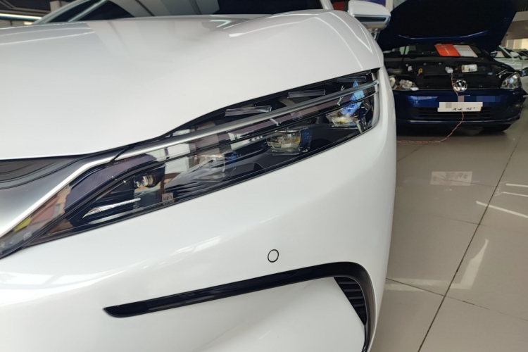 比亚迪 汉 2022款 EV 创世版 610KM四驱尊享型局部细节36