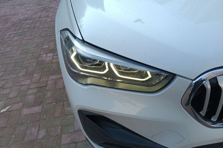 宝马X1 2021款 sDrive25Li 领先型车身外观8