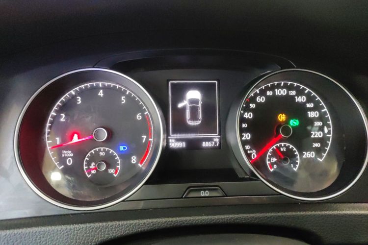 大众 高尔夫 2019款 280TSI DSG舒适型 国V中控内饰14