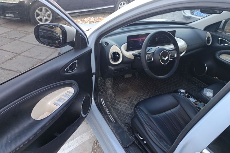 五菱汽车 五菱缤果 2023款 410km 灵犀尊享款中控内饰7003