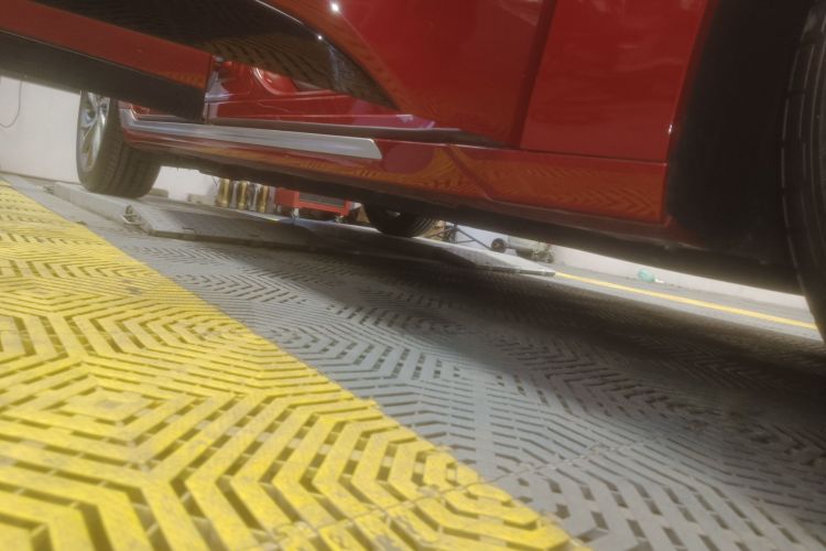 福特 蒙迪欧 2025款 2.0T EcoBoost 至尊型局部细节9001