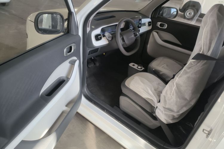 吉利银河 熊猫 2025款 210km 元气熊中控内饰20