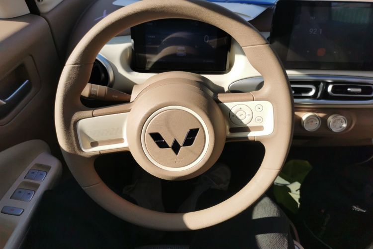 五菱汽车 宏光MINIEV 2025款 四门版 臻享+款局部细节13