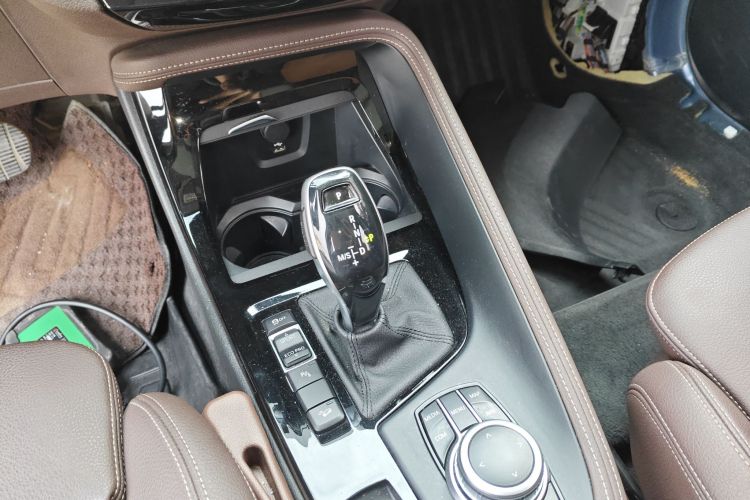 宝马X1 2020款 xDrive25Li 尊享型局部细节18