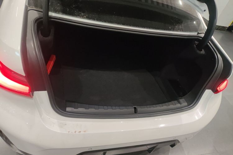 宝马3系 2025款 330i M运动曜夜套装局部细节23