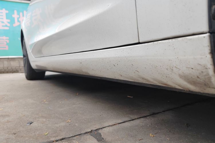 特斯拉 Model 3 2023款 后轮驱动版局部细节9001