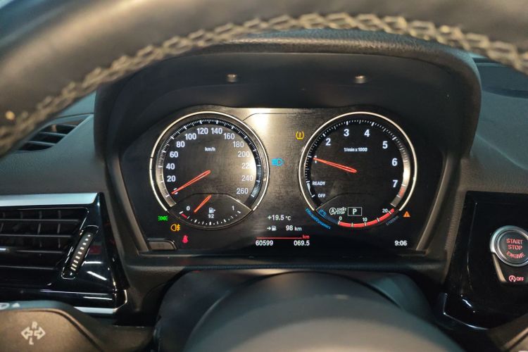 宝马1系 2021款 120i M运动曜夜版局部细节14