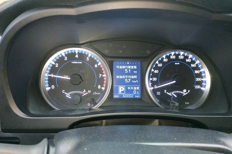 丰田 汉兰达 2018款 2.0T 两驱精英版 7座 国VI局部细节14