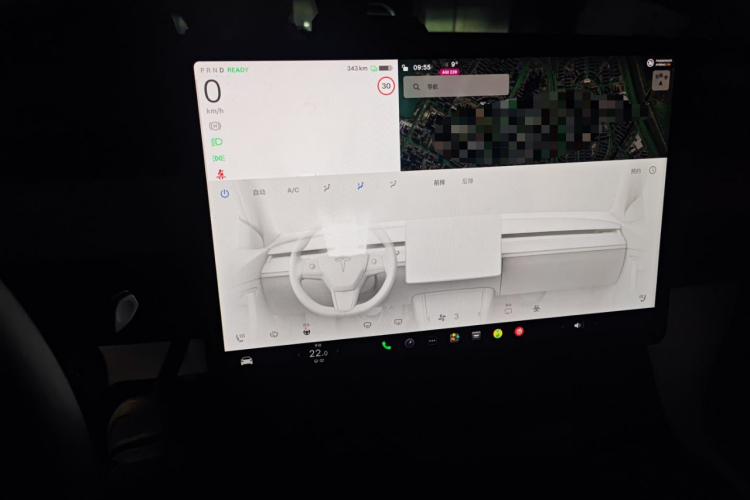 特斯拉 Model Y 2022款 长续航全轮驱动版中控内饰16