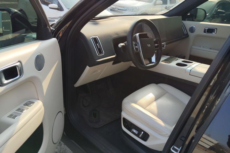 理想汽车 理想L7 2023款 Max中控内饰7003