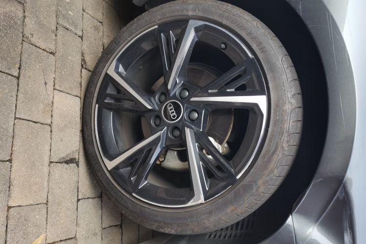 奥迪A3 2022款 Sportback 35 TFSI 时尚运动型车身外观10