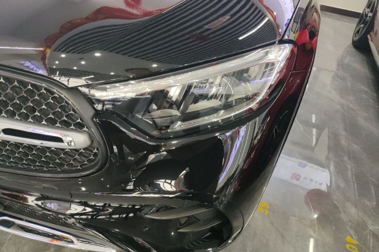 奔驰GLC 2025款 GLC 300 L 4MATIC 动感型 5座局部细节36