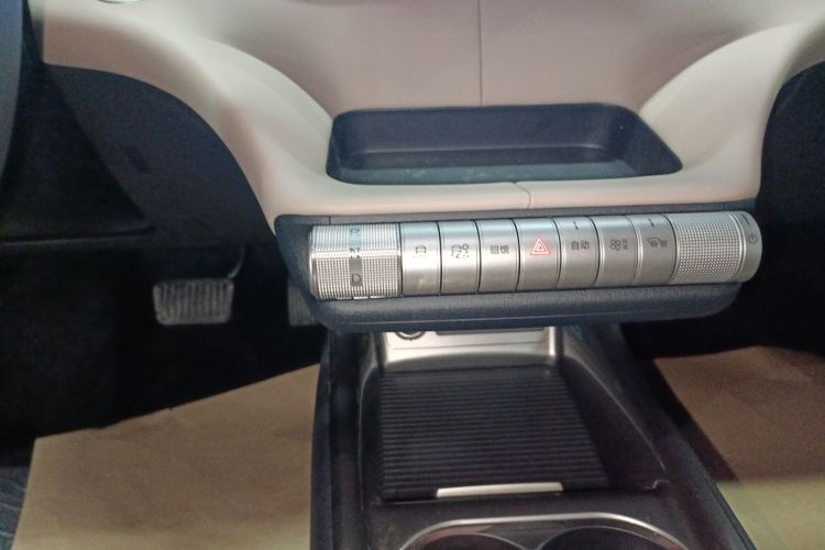 比亚迪 海豚 2025款 420km 自由版中控内饰18