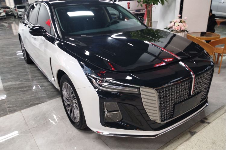 红旗H5 2023款 1.5T HEV智联旗畅版车身外观3