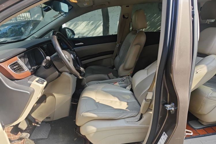 别克GL8 2017款 25S 豪华型 国V局部细节19