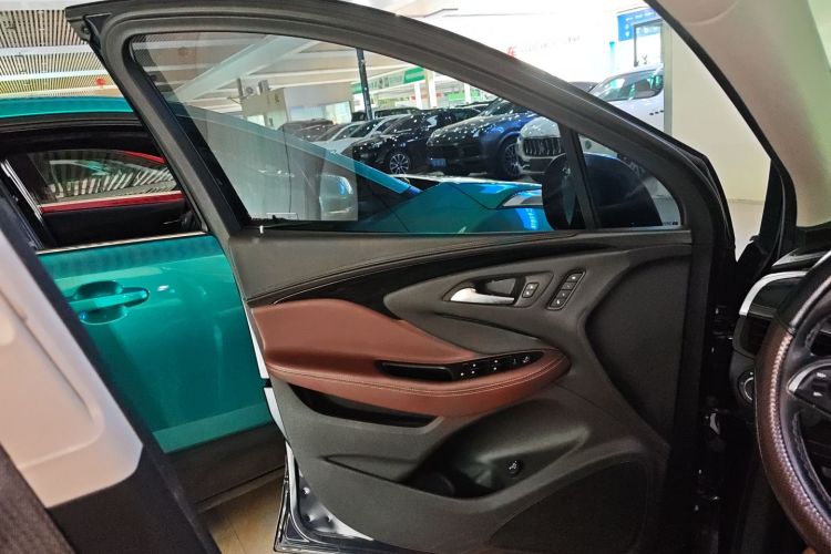 别克 昂科威 2020款 20T 两驱豪华型中控内饰7007