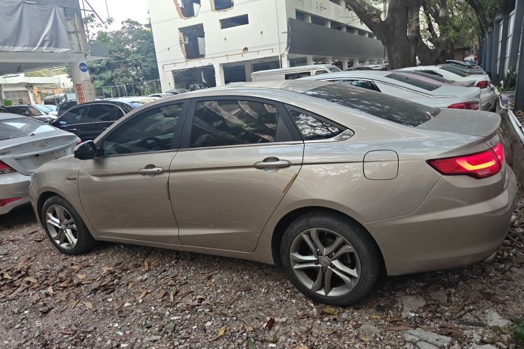 吉利汽车 帝豪GL 2017款 1.3T DCT尊贵型车身外观6003