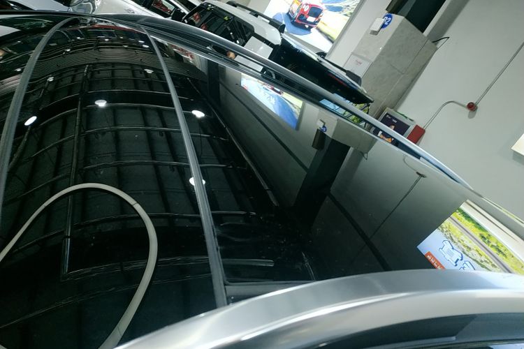 奔驰GLC 2024款 GLC 300 L 4MATIC 动感型 5座局部细节57